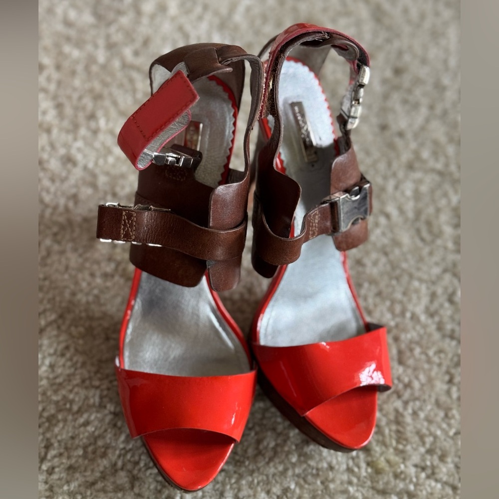 Heels With Buckle